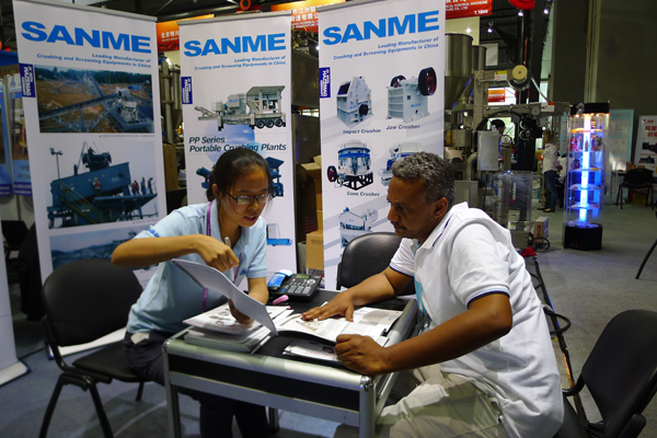 躋身高新技術企業(yè) 山美破碎機借廣交會拓展“藍?！笔袌? title=