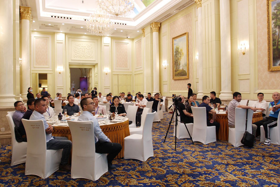 楊安民從業(yè)卅五周年系列報(bào)道--“璀璨卅五年，榮耀共分享”紀(jì)念晚宴