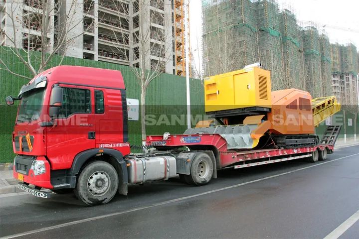 顛覆傳統(tǒng)裝車方式，山美履帶式取料機(jī)助您實(shí)現(xiàn)降本增效、節(jié)能減排！