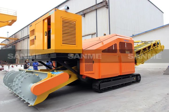 顛覆傳統(tǒng)裝車方式，山美履帶式取料機(jī)助您實(shí)現(xiàn)降本增效、節(jié)能減排！