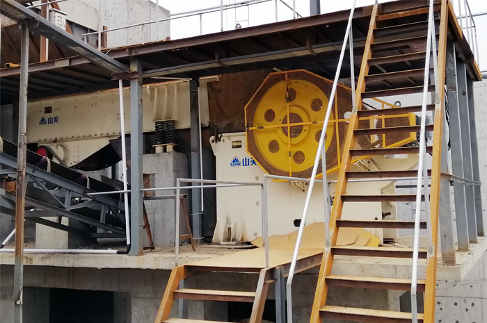 顎式破碎機(jī)產(chǎn)量低，達(dá)不到標(biāo)準(zhǔn)？從這四個(gè)方面找原因。