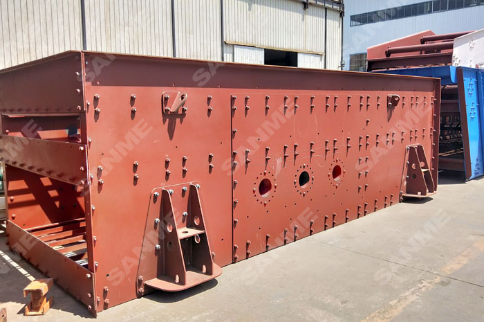 在砂石骨料生產(chǎn)線中影響振動(dòng)篩可靠性因素有哪些？