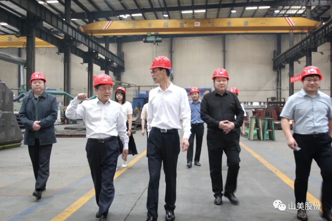 聚焦 | 熱烈歡迎中國(guó)砂石協(xié)會(huì)胡會(huì)長(zhǎng)一行蒞臨上海山美股份鄭州基地指導(dǎo)交流！