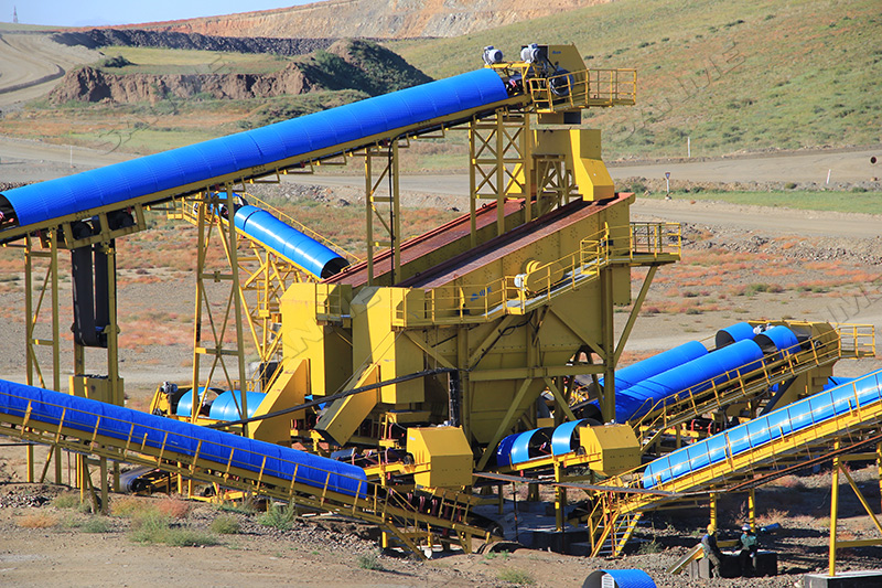 機制砂生產(chǎn)線選固定式還是移動式？理性選擇提升生產(chǎn)效率
